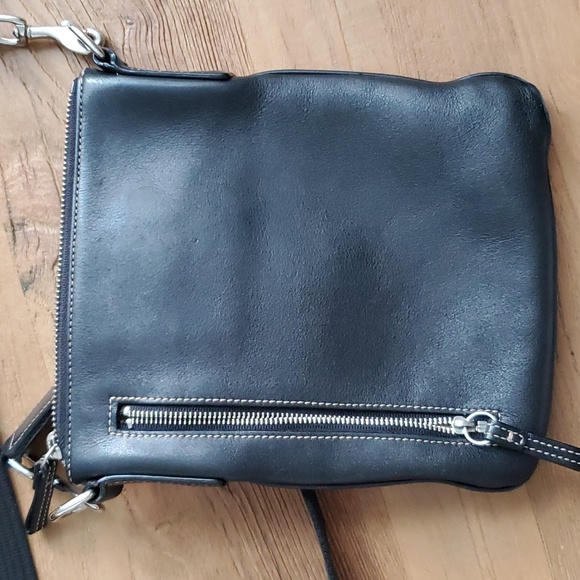 Vintage Hamilton 2000s Coach CrossBody - Picture 5 of 6